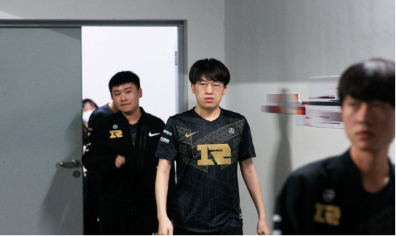 本人对高水 本人对高水