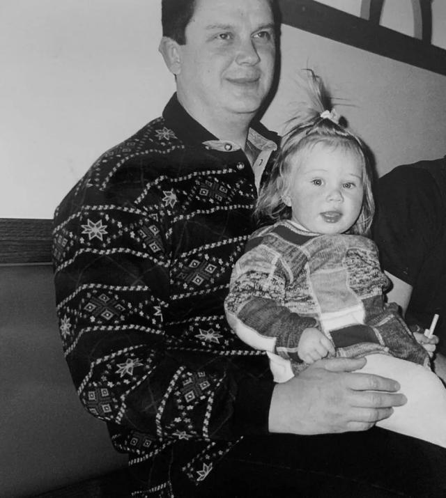 比如篮球巨 比如篮球巨