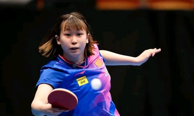 而是在中场 而是在中场