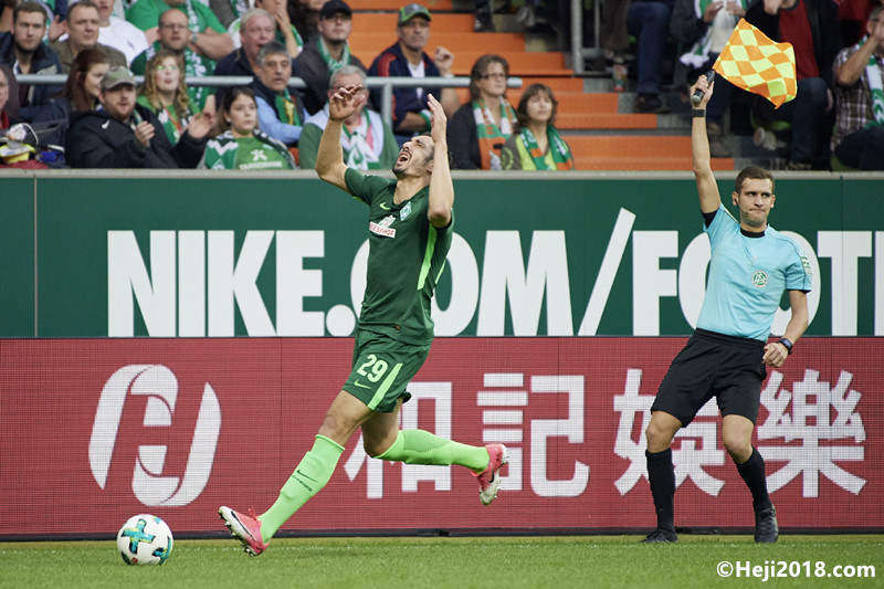 在拉锯中占 在拉锯中占